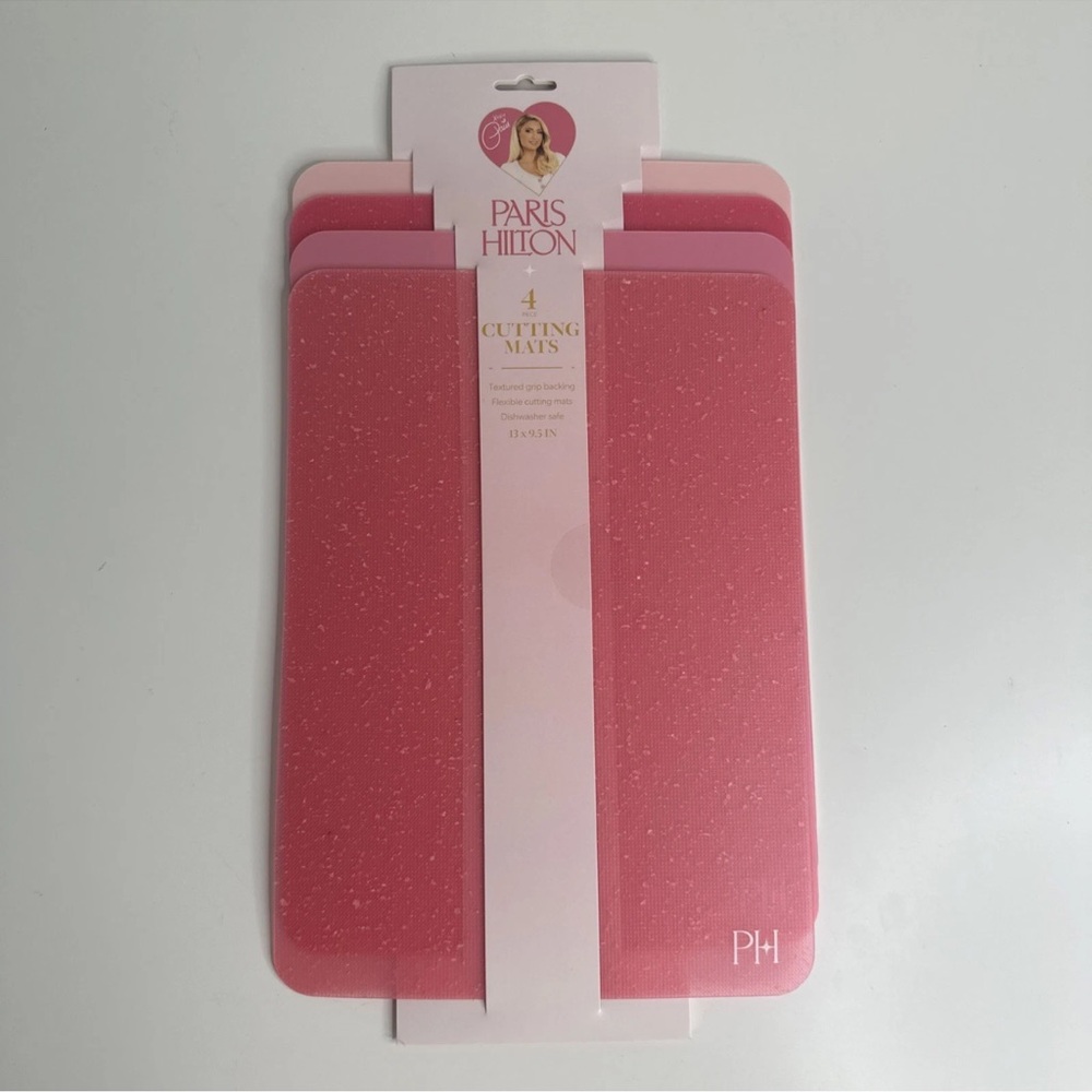 Paris Hilton Pink Cutting Mats Set